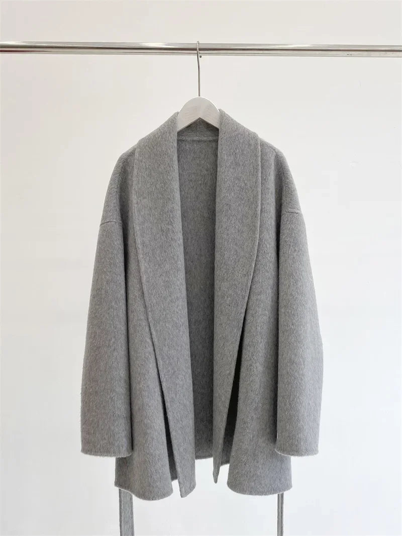 Serenya™ | Cappotto in Lana Fatto a Mano